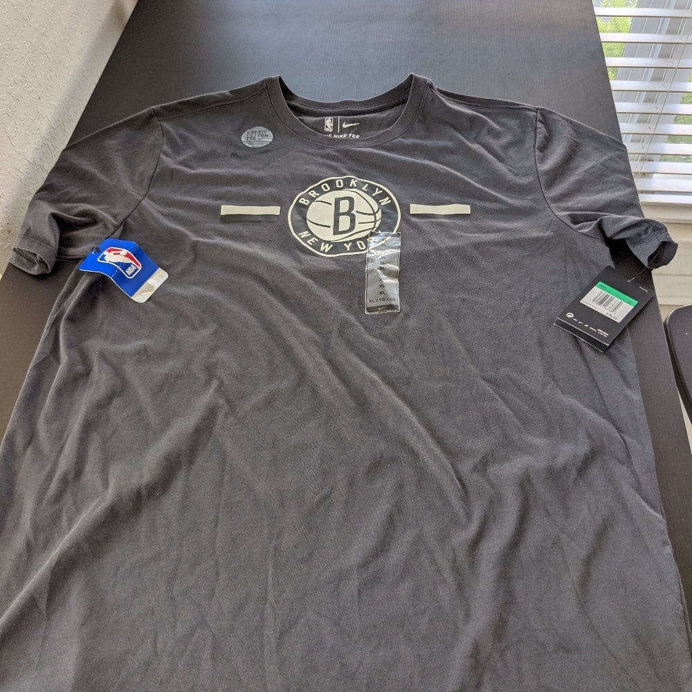 GREY XL BROOKLYN NETS NIKE T SHIRT